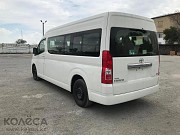 Toyota HiAce 2022 