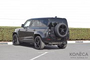 Land Rover Defender 2021 