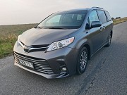 Toyota Sienna 2018, 3.5 бензин Minsk