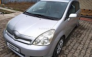 Toyota Corolla Verso, 2004 