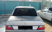 Mercedes-Benz E 220, 1987 