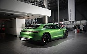 Porsche Taycan, 2022 