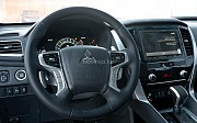 Mitsubishi Montero Sport, 2022 