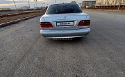Mercedes-Benz E 320, 2000 Туркестан
