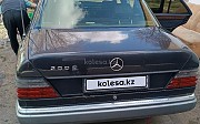 Mercedes-Benz E 200, 1990 Кентау