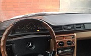 Mercedes-Benz E 200, 1993 