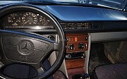 Mercedes-Benz E 200, 1988 Туркестан