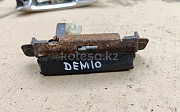 Ручка багажника Мазда Демио Mazda Demio, 1996-2003 