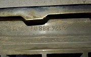 Решетка радиатора в оригинале Mercedes-Benz E 230, 1984-1989 Тараз