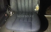 Сиденья передние и задние в хорошем состоянии Mercedes-Benz E 300 Алматы