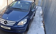 Mercedes-Benz B 180, 2 вариатор, 2011, хэтчбек 