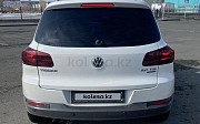 Volkswagen Tiguan, 2 автомат, 2013, кроссовер Уральск