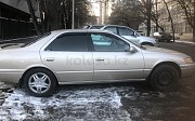 Toyota Camry, 2.2 автомат, 1999, седан 