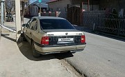 Opel Vectra, 1.6 механика, 1989, седан 