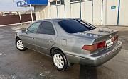 Toyota Camry, 2.2 автомат, 2000, седан 