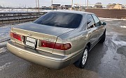 Toyota Camry, 2.2 автомат, 2000, седан 