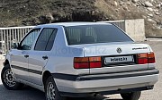 Volkswagen Vento, 1.8 механика, 1992, седан Талгар