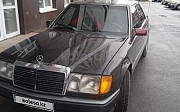 Mercedes-Benz E 200, 2 механика, 1990, седан Астана