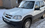 Chevrolet Niva, 1.7 механика, 2014, внедорожник 