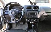 Volkswagen Polo, 1.6 автомат, 2013, седан 