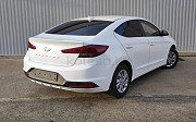 Hyundai Elantra, 1.6 механика, 2019, седан Актау