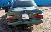 Mercedes-Benz E 220, 2.2 автомат, 1993, седан Тараз