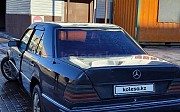 Mercedes-Benz E 200, 2 механика, 1991, седан Астана