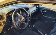 Volkswagen Polo, 1.6 механика, 2015, седан 