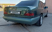 Mercedes-Benz E 220, 2.2 автомат, 1995, седан Түркістан