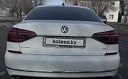 Volkswagen Passat, 2 автомат, 2018, седан Алматы