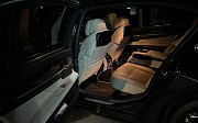 BMW 750, 4.4 автомат, 2008, седан 