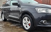 Volkswagen Polo, 1.6 механика, 2012, седан Астана