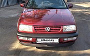 Volkswagen Vento, 1.8 механика, 1996, седан Алматы