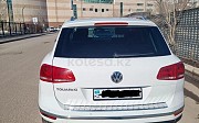 Volkswagen Touareg, 3.6 автомат, 2015, кроссовер 