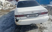 Toyota Camry, 3 автомат, 1998, седан Урджар