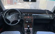 Mercedes-Benz E 320, 3.2 механика, 1999, седан Талдыкорган