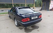 Mercedes-Benz E 240, 2.4 механика, 1998, седан Алматы