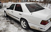 Mercedes-Benz E 200, 2 механика, 1988, седан Қарағанды
