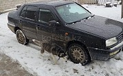Volkswagen Vento, 1.8 механика, 1993, седан Шиели