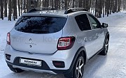 Renault Sandero Stepway, 1.6 механика, 2016, хэтчбек 