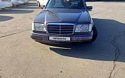Mercedes-Benz E 220, 2.2 механика, 1995, седан Алматы