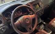 Volkswagen Tiguan, 2 автомат, 2016, кроссовер Астана