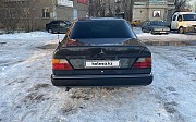 Mercedes-Benz E 200, 2 автомат, 1993, седан Астана