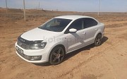 Volkswagen Polo, 1.6 механика, 2015, седан Уральск