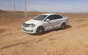 Volkswagen Polo, 1.6 механика, 2015, седан Уральск