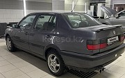 Volkswagen Vento, 2 механика, 1992, седан Петропавловск