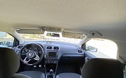 Volkswagen Polo, 1.6 механика, 2018, седан Атырау