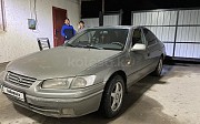 Toyota Camry, 2.2 механика, 1998, седан Алматы