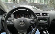 Volkswagen Jetta, 1.6 автомат, 2013, седан Астана