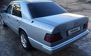 Mercedes-Benz E 200, 2 механика, 1992, седан Павлодар